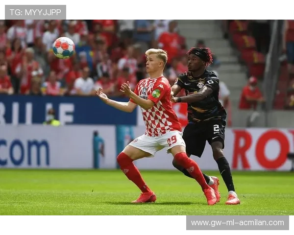 美因茨与佛罗伦萨历史交锋回顾及本场比赛前瞻分析 美因茨与佛罗伦萨历史交锋回顾及本场比赛前瞻分析