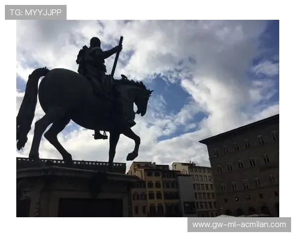 佛罗伦萨侧翼推进活跃压得对手难以喘息